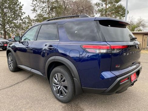 New 2026 Nissan Pathfinder SV image 3