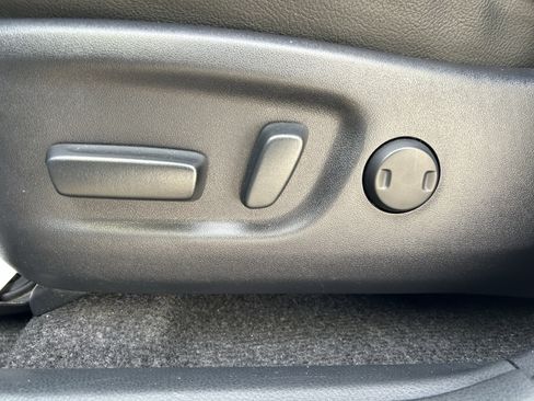 Used 2018 Toyota RAV4 XLE image 14