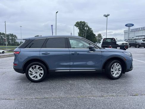 Used 2025 Lincoln Corsair FWD image 2