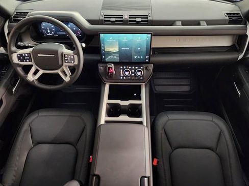 New 2026 Land Rover Defender 110 X-Dynamic SE AWD/4WD image 4