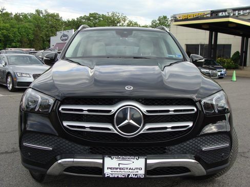 Used 2021 Mercedes-Benz GLE 350 4MATIC image 2