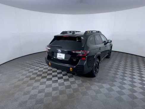 Used 2022 Subaru Outback Wilderness image 8