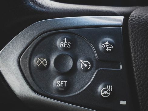 Used 2015 Chevrolet Tahoe LTZ image 17