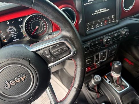 Used 2019 Jeep Wrangler Unlimited Rubicon w/ Advanced Safety Group AWD/4WD image 25