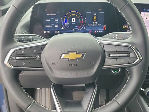 Used 2026 Chevrolet Traverse LT AWD/4WD image 27