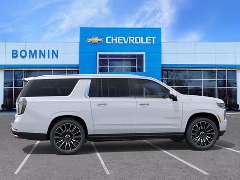New 2026 Chevrolet Suburban High Country AWD/4WD image 6