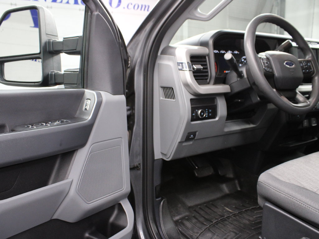 Used 2023 Ford F250 XL w/ STX Appearance Package AWD/4WD image 59