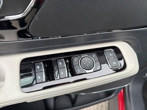 New 2026 Lincoln Aviator AWD image 22