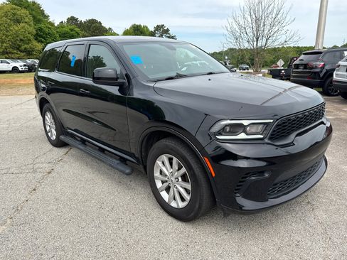 Used 2025 Dodge Durango GT RWD image 4
