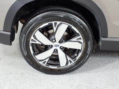 Used 2019 Subaru Forester Touring AWD/4WD image 6