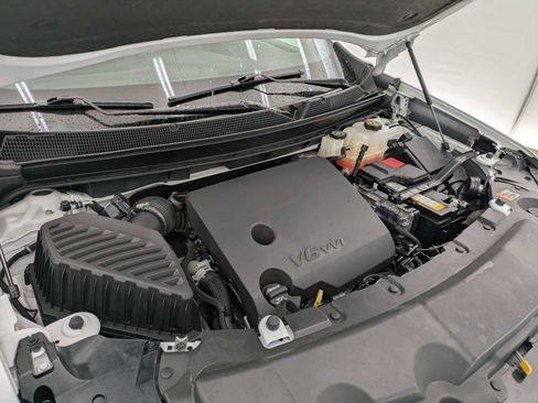 Used 2023 Chevrolet Traverse High Country image 15