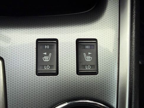 Used 2019 Nissan Pathfinder SL image 46