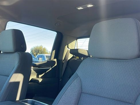 New 2026 GMC Sierra 1500 Elevation image 12