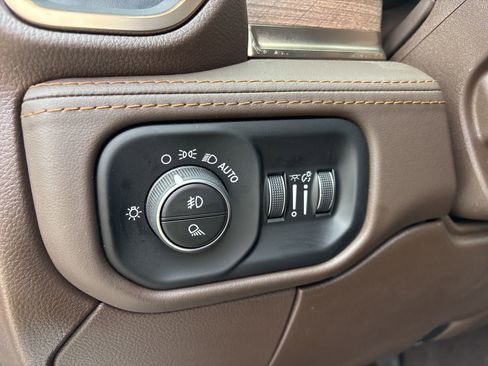 New 2026 RAM 2500 Limited image 14