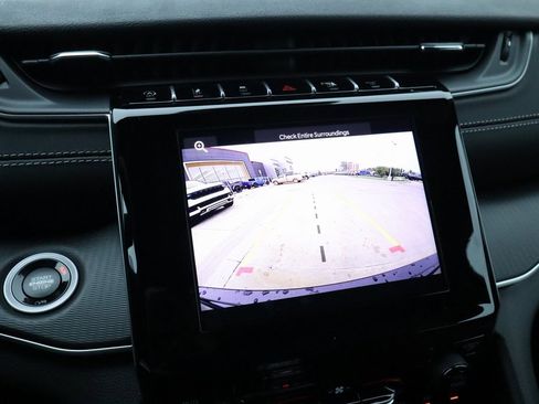 New 2025 Jeep Grand Cherokee Laredo image 6