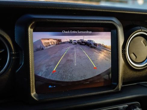 Certified 2023 Jeep Wrangler Unlimited Sahara image 29