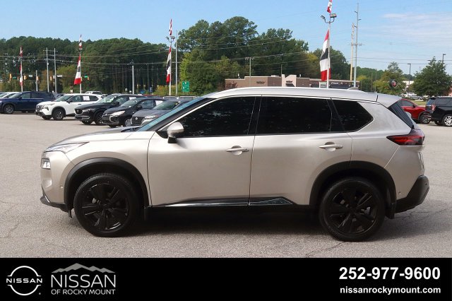Used 2023 Nissan Rogue SL w/ SL Premium Package AWD/4WD image 4