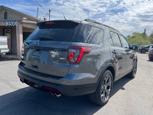 Used 2018 Ford Explorer Sport AWD/4WD image 5