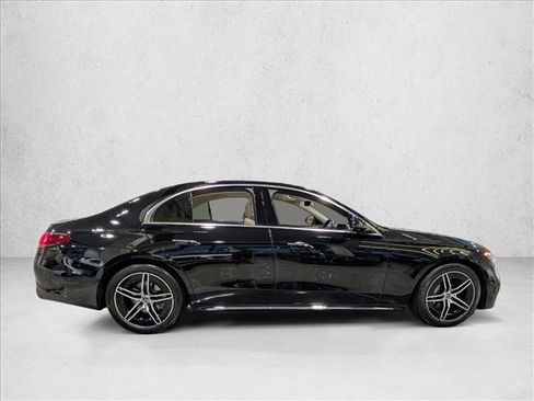Used 2026 Mercedes-Benz E 350 Sedan image 4
