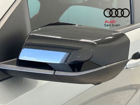 Used 2023 GMC Canyon AT4X image 9