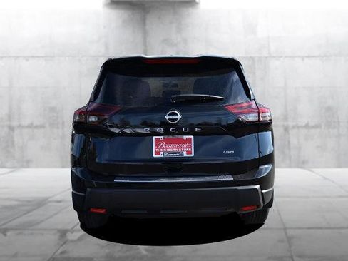 New 2026 Nissan Rogue SV image 6