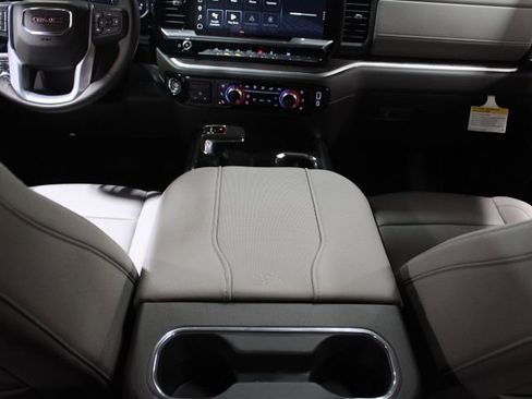 New 2026 GMC Sierra 1500 SLT w/ SLT Premium Plus Package AWD/4WD image 34