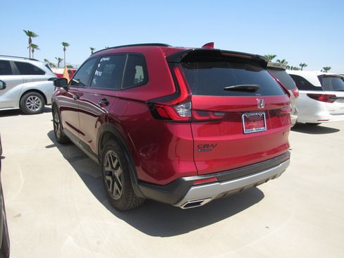 Used 2026 Honda CR-V TrailSport image 4
