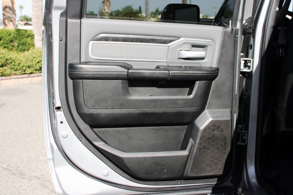 Used 2022 RAM 2500 Big Horn AWD/4WD image 30