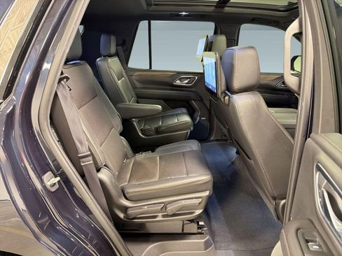 Used 2021 Chevrolet Tahoe High Country w/ Premium Package RWD image 29