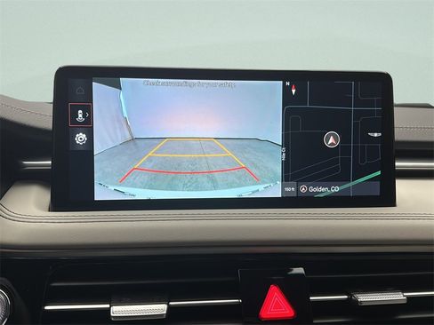 Certified 2025 Genesis G70 2.5T image 24