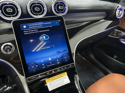 New 2026 Mercedes-Benz GLC 300 image 33