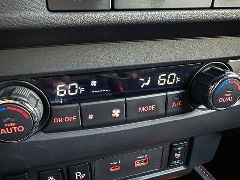 Certified 2024 Nissan Frontier PRO-4X w/ Pro Convenience Package image 16