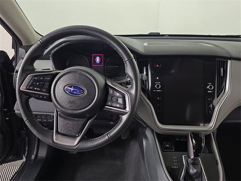 Certified 2025 Subaru Outback Premium image 9