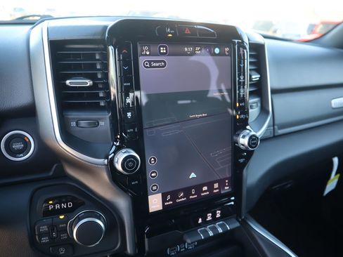 New 2026 RAM 1500 4x4 Crew Cab image 7