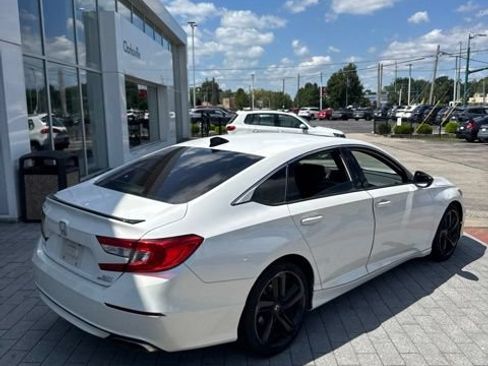 Used 2021 Honda Accord Sport image 7