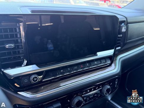 Used 2025 Chevrolet Silverado 1500 RST w/ Redline Edition AWD/4WD image 11