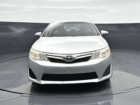 Used 2014 Toyota Camry LE FWD image 47