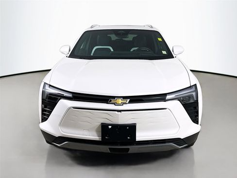 Used 2024 Chevrolet Blazer EV LT AWD/4WD image 4
