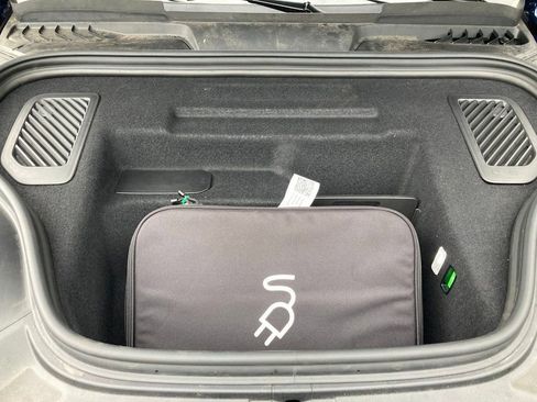 Used 2024 Porsche Macan 4 Electric image 37