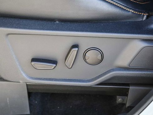 Used 2022 Ford Bronco Badlands image 19