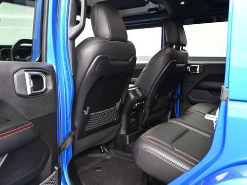 Used 2024 Jeep Wrangler Unlimited Rubicon AWD/4WD image 20