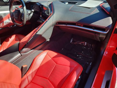 Used 2021 Chevrolet Corvette Stingray Preferred Cpe w/ Chrome Exterior Badge Package image 25