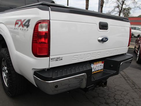 Used 2014 Ford F250 Lariat w/ Lariat Interior Package image 19