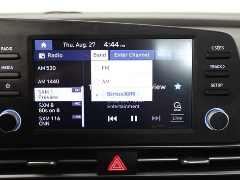 Used 2021 Hyundai Elantra SEL FWD image 15