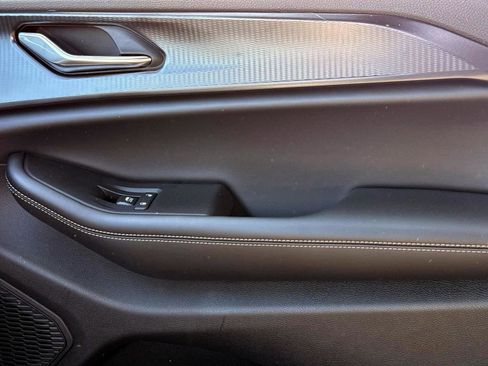 New 2025 Jeep Grand Cherokee 4WD image 18