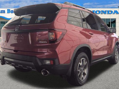 Used 2022 Honda Passport TrailSport image 4