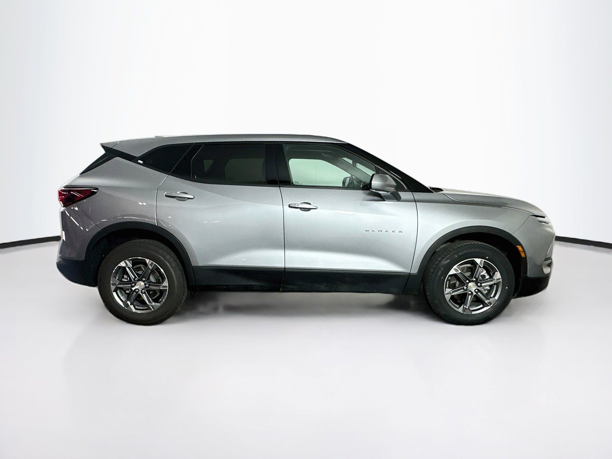 Used 2026 Chevrolet Blazer LT FWD image 10