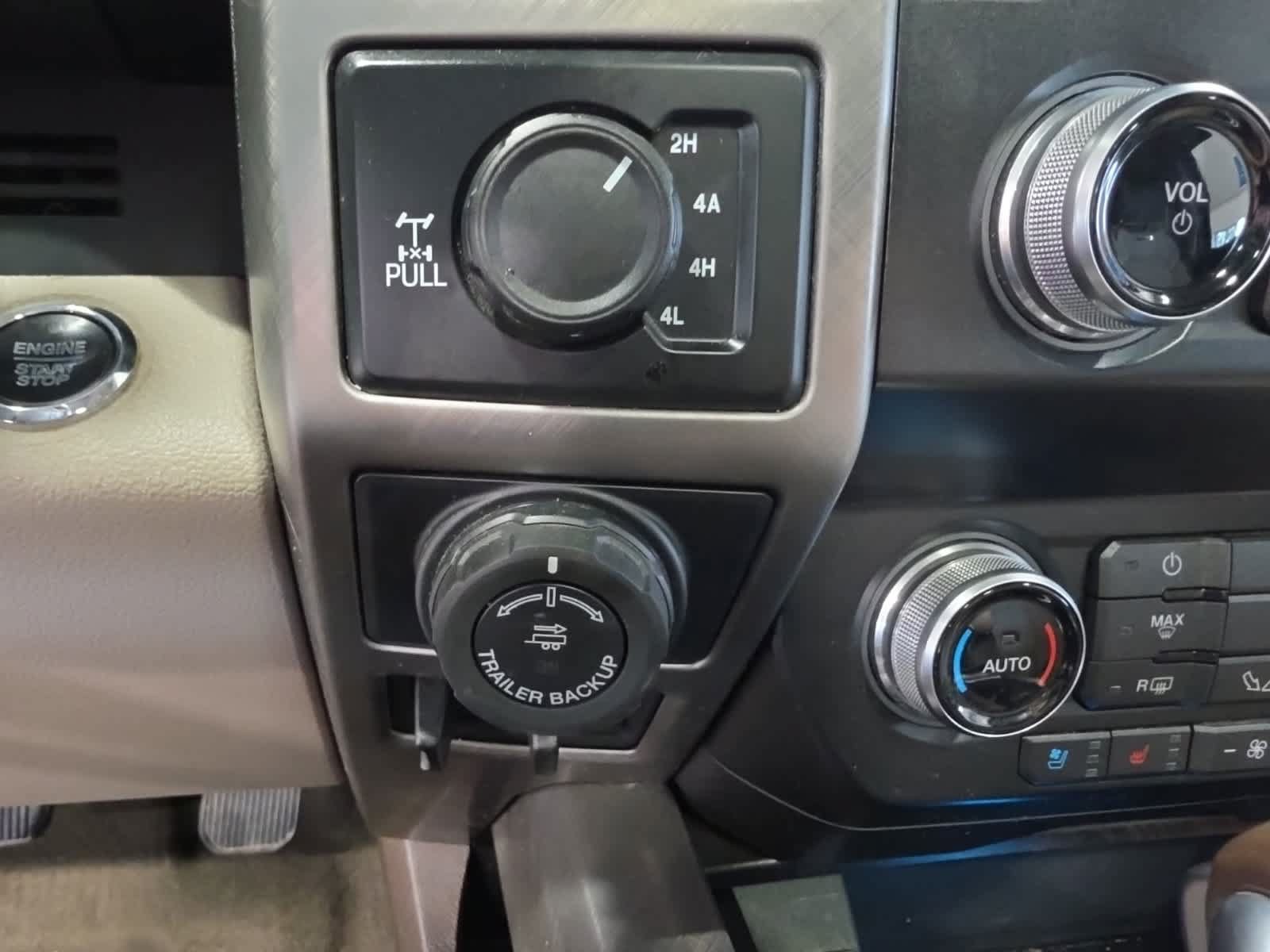 Used 2019 Ford F150 Limited AWD/4WD image 31