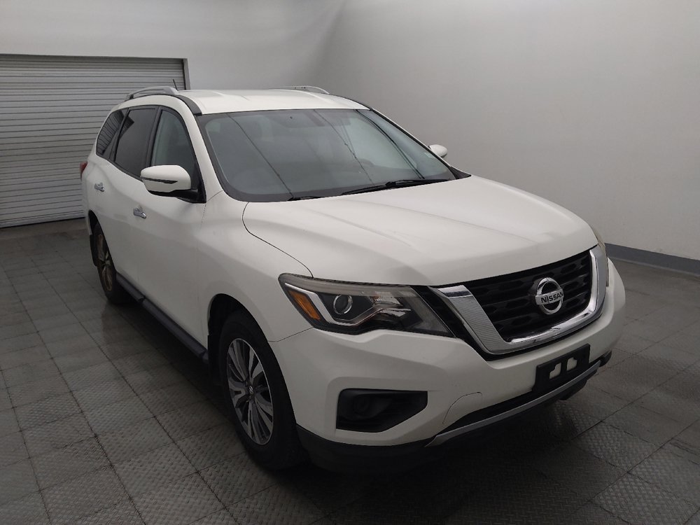 Used 2017 Nissan Pathfinder S AWD/4WD image 13