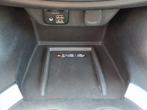 Used 2023 Chevrolet Traverse Premier w/ Redline Edition image 25